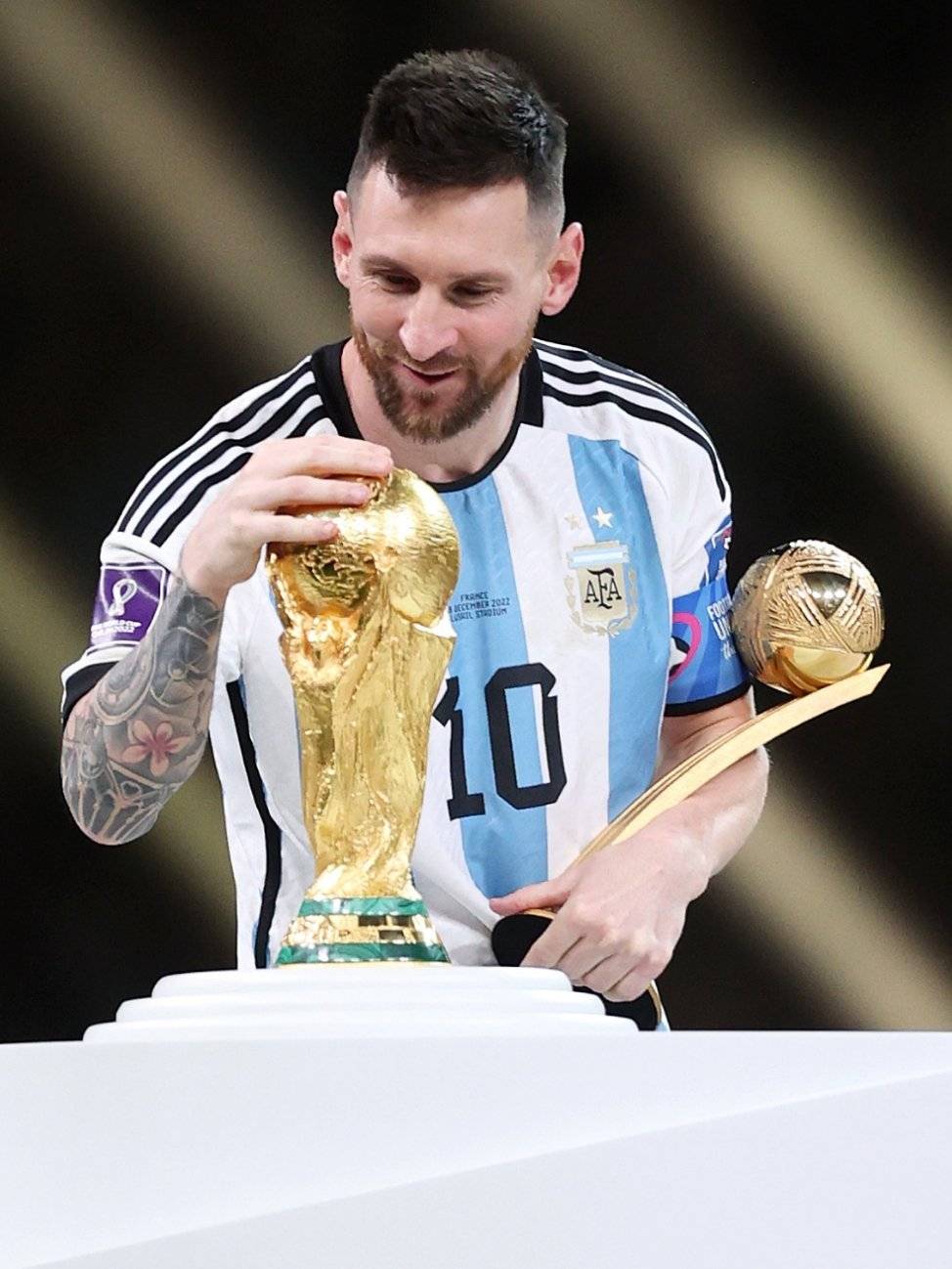 不仅是决定 不仅是决定