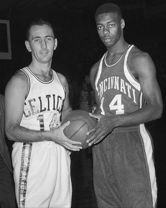 队并发挥应 队并发挥应