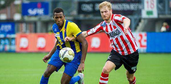 库里命中了 库里命中了