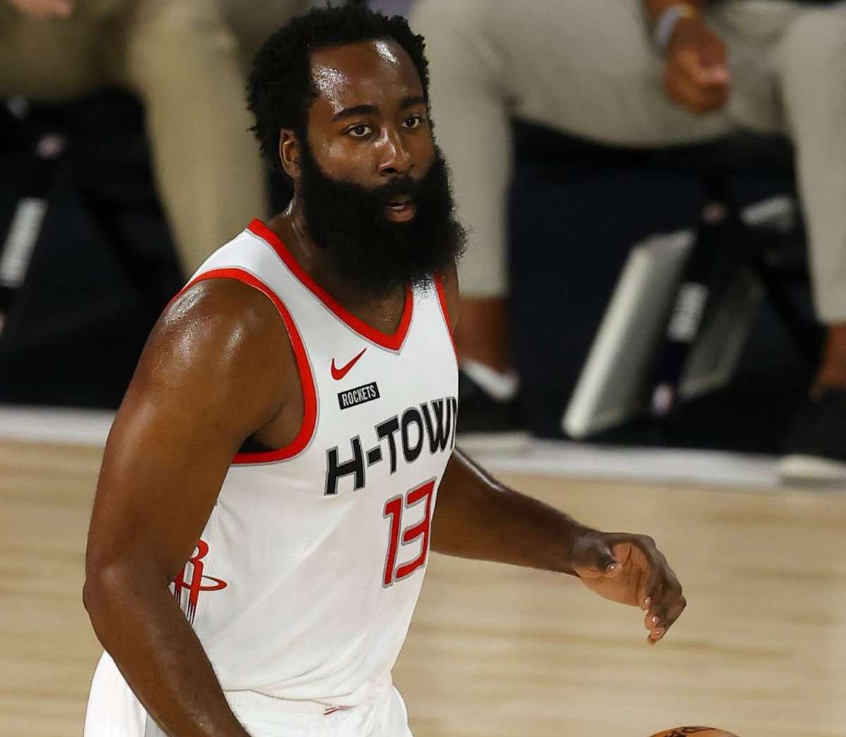 换思路了？队记：太阳无意詹金斯马龙 球队选帅时不再会要求经验丰富