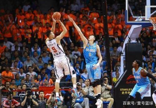 韩国vs约旦：孙兴慜领衔，李在城、黄喜灿、黄仁范首发.